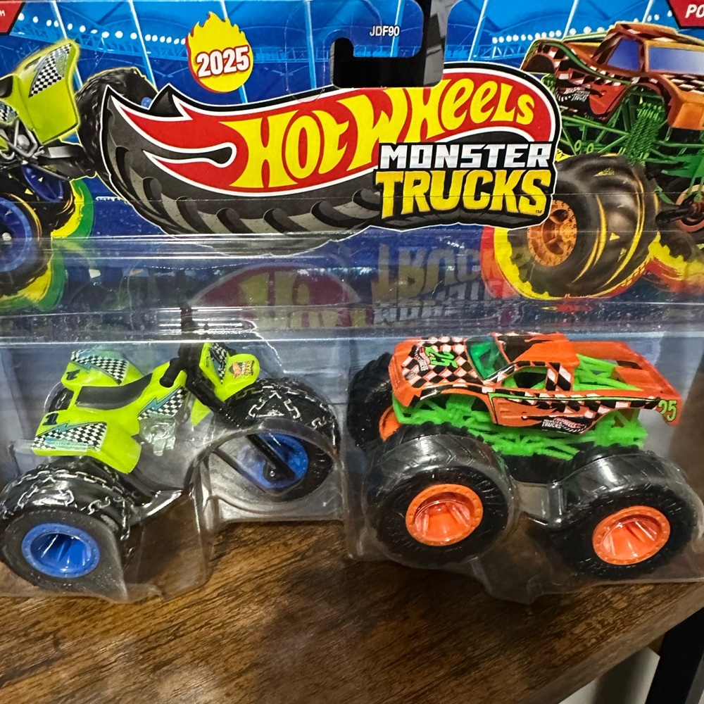 Hot Wheels Monster Trucks - Vibrant Green and Orange Set